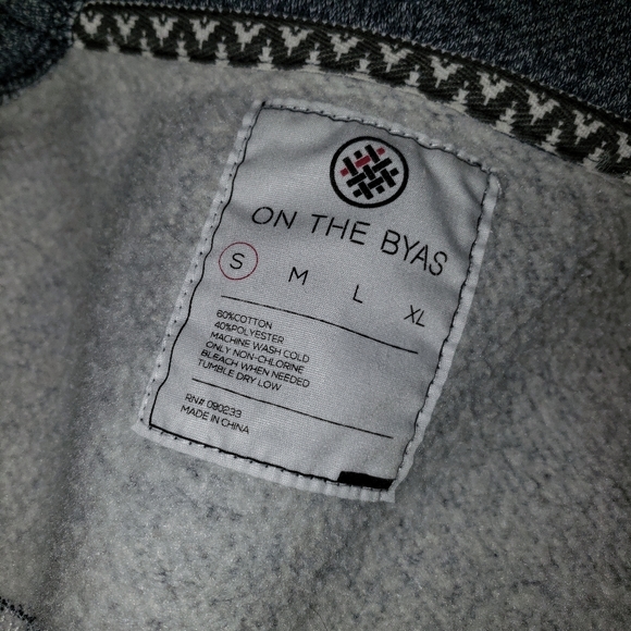 Jacket - Picture 3 of 4